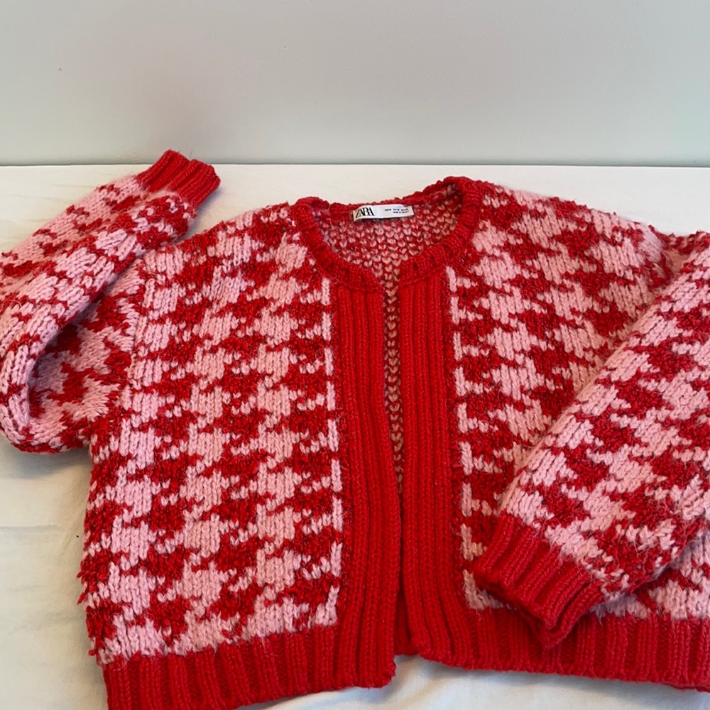 Zara Houndstooth pink red Knitted Sweater PERFECT COND. medium valentine sweater